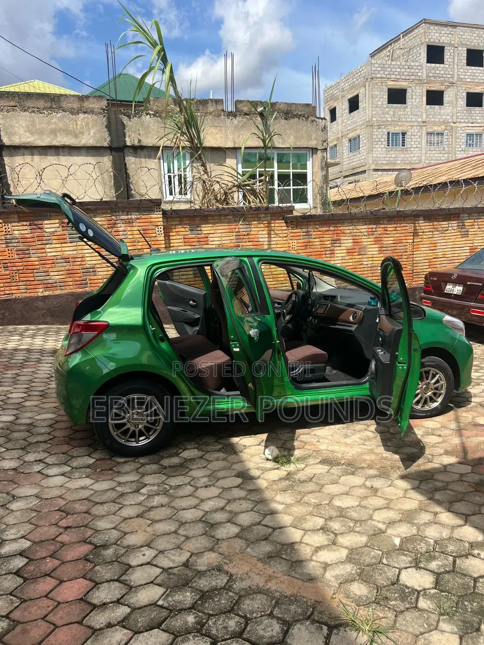 Toyota Vitz 2013 Green