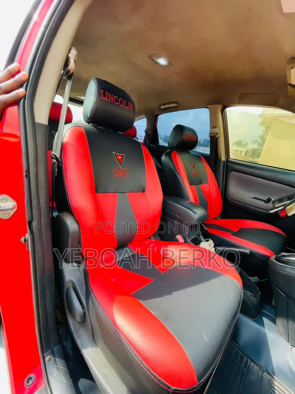 Pontiac Vibe 2006 Red
