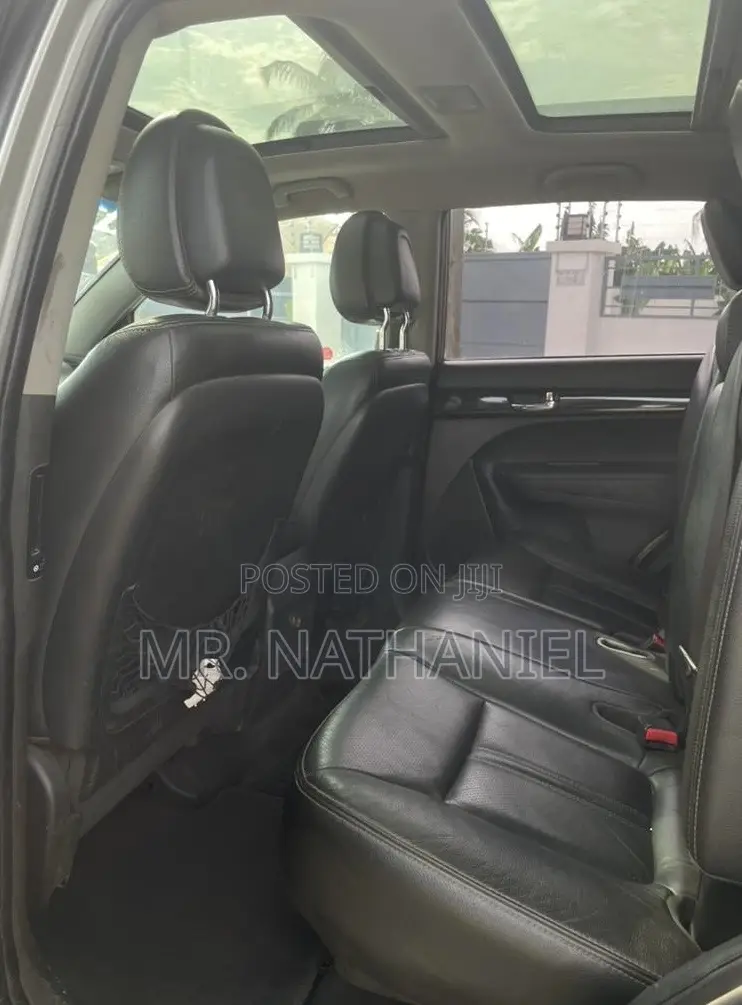 Kia Sorento 2011 Gray