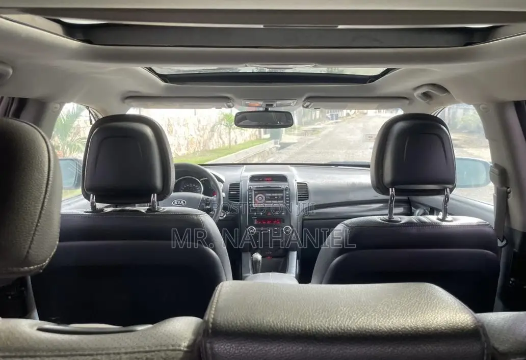 Kia Sorento 2011 Gray