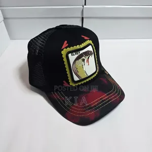 Premium Camouflage Wolf Trucker Cap – Unisex Fashion Cap 