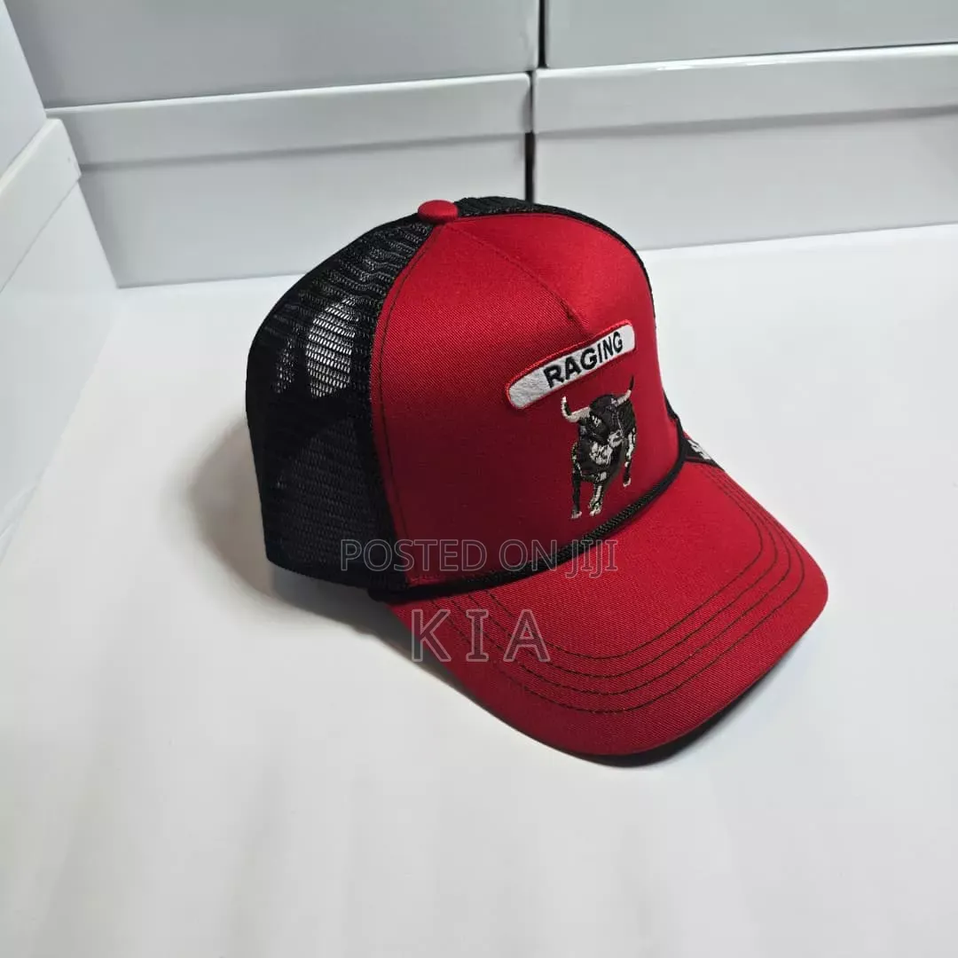 Premium Camouflage Wolf Trucker Cap – Unisex Fashion Cap 