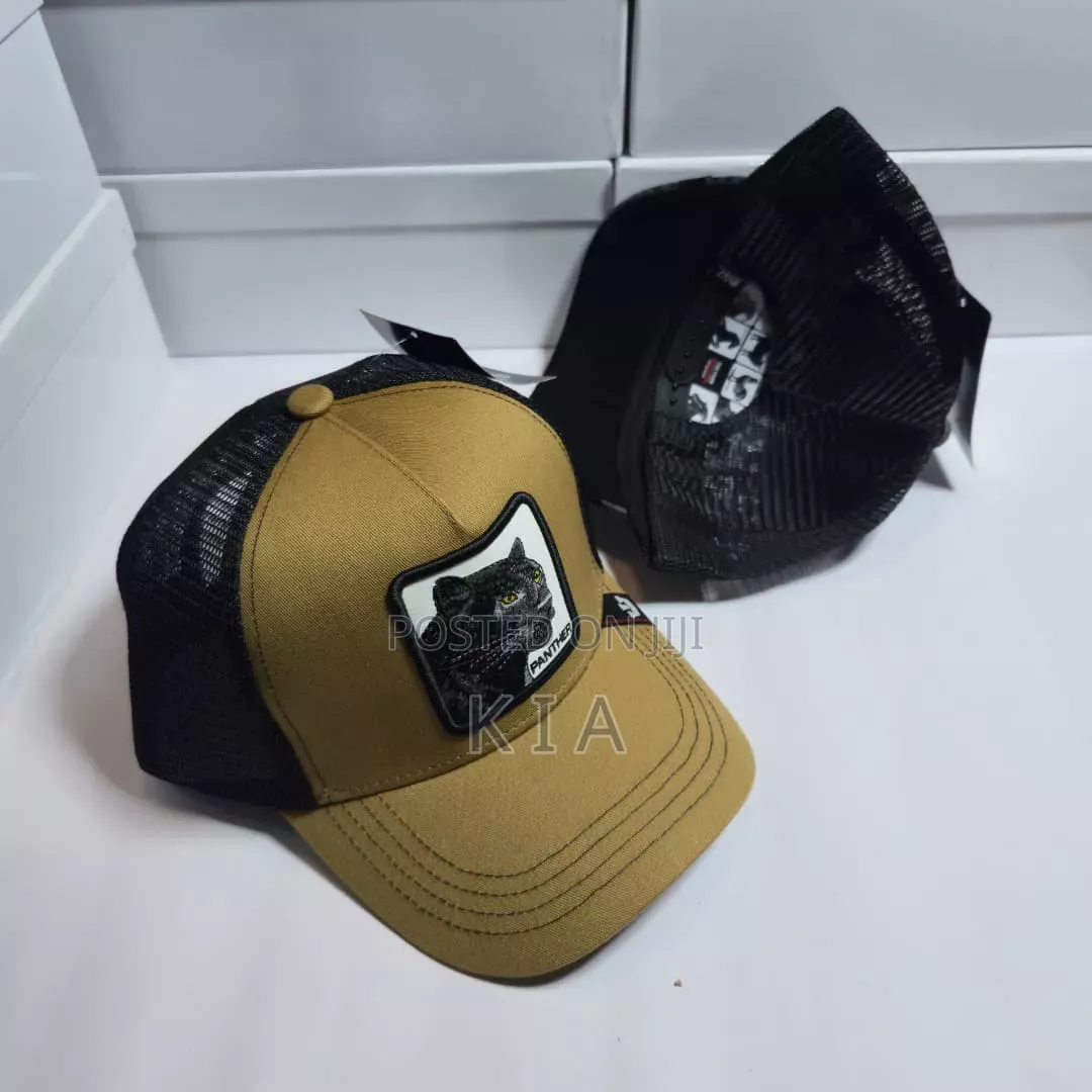 Premium Camouflage Wolf Trucker Cap – Unisex Fashion Cap 