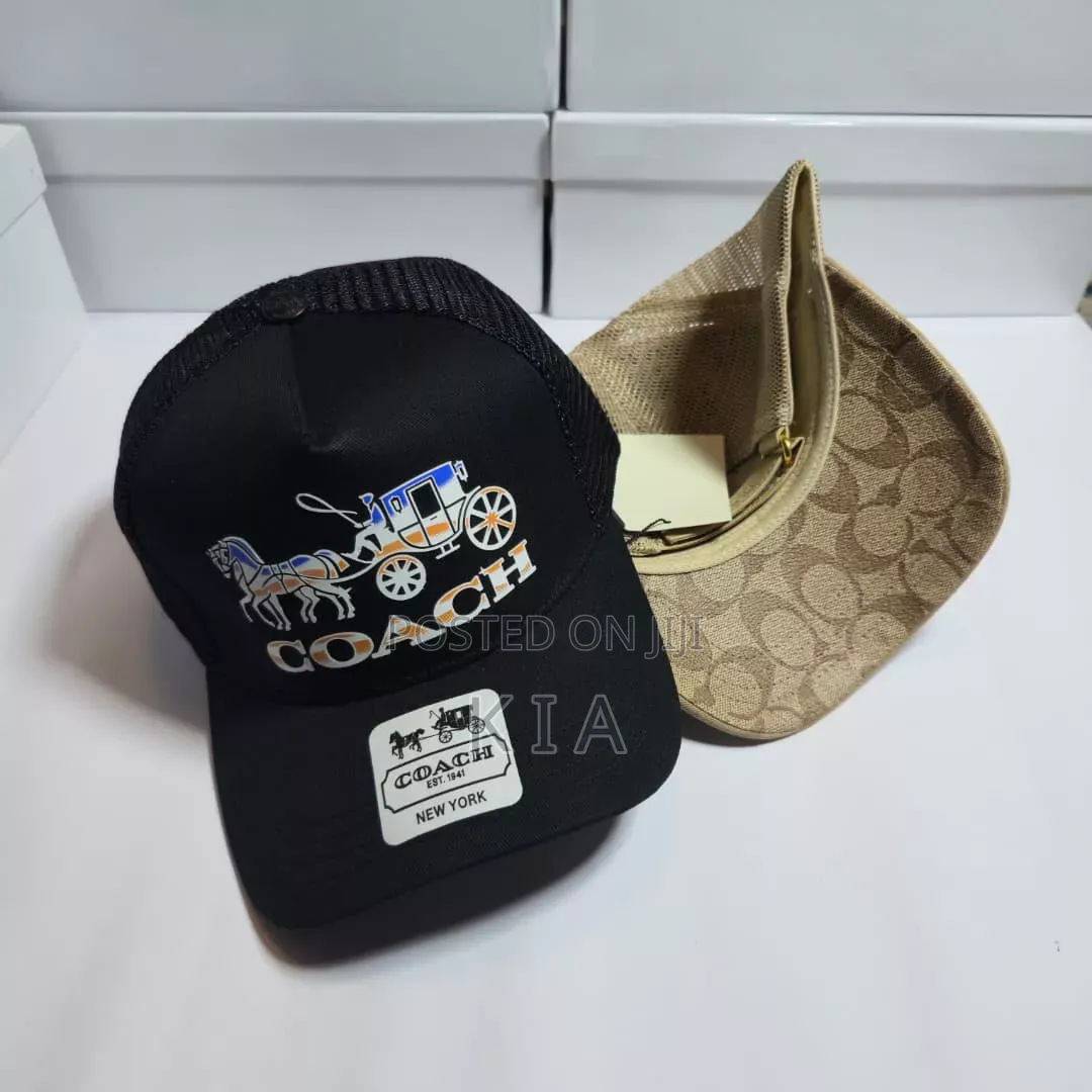 Premium Camouflage Wolf Trucker Cap – Unisex Fashion Cap 