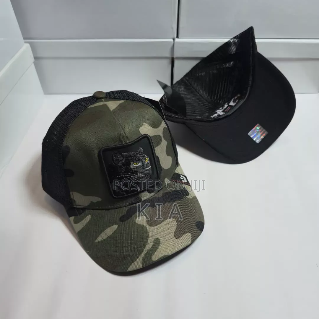 Premium Camouflage Wolf Trucker Cap – Unisex Fashion Cap 