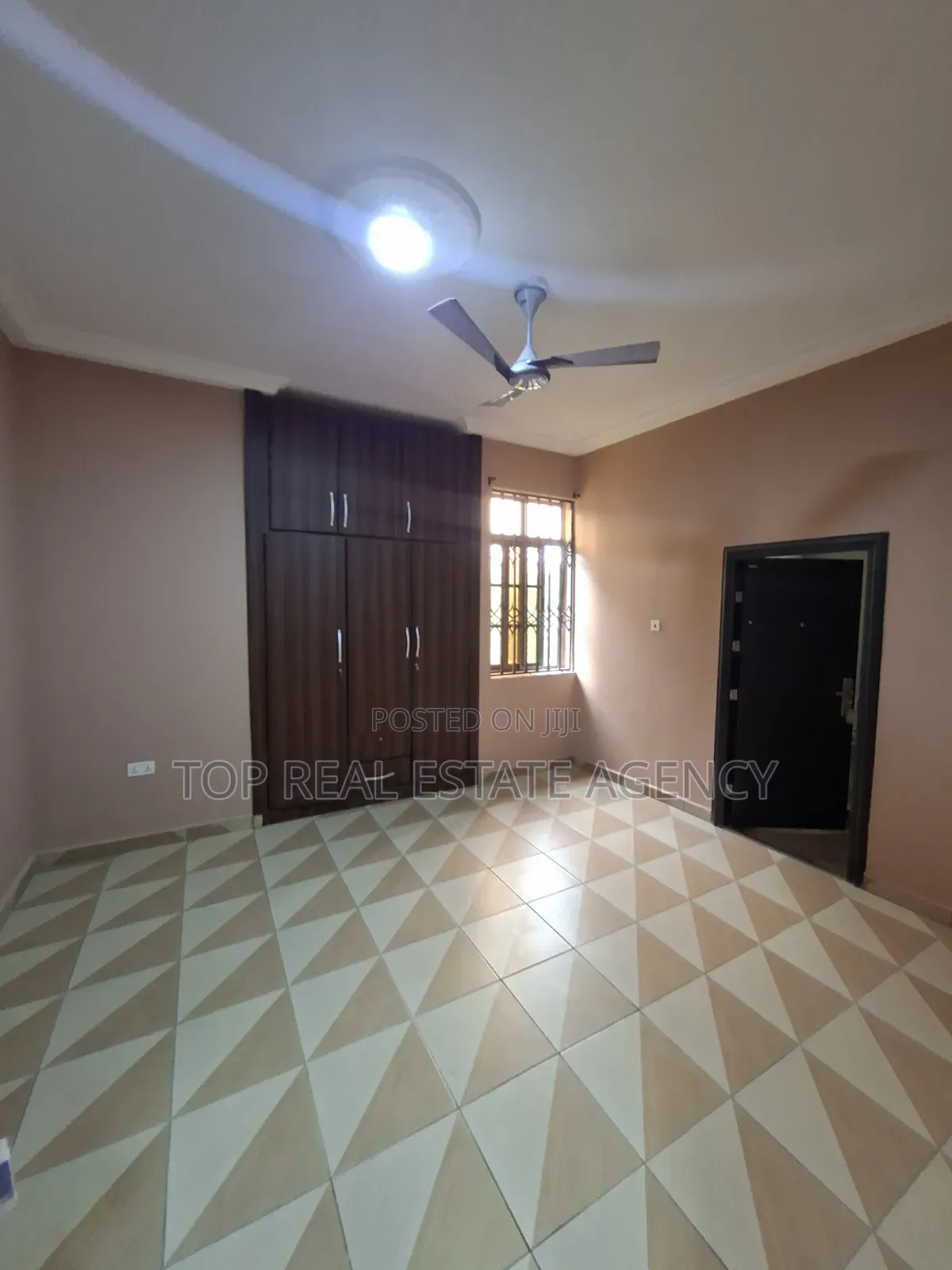 3bdrm Apartment in Pillar 2,, Ga East Municipal for rent