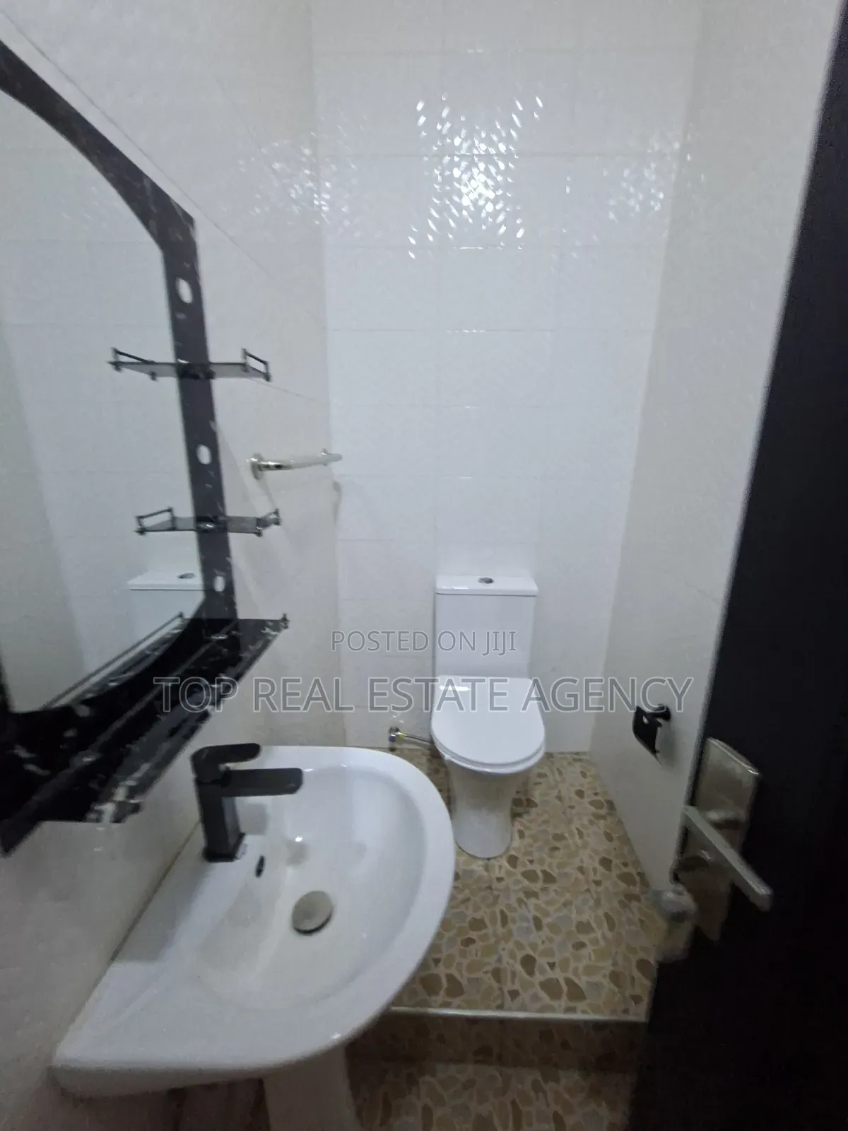 3bdrm Apartment in Pillar 2,, Ga East Municipal for rent