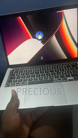 Laptop Apple MacBook Pro 2020 8GB Apple M1 HDD 1T