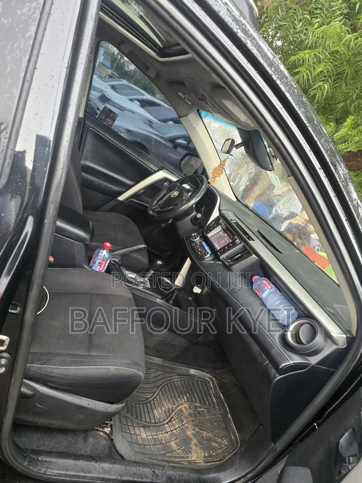 Toyota RAV4 XLE 4dr SUV (2.5L 4cyl 6A) 2018 Black