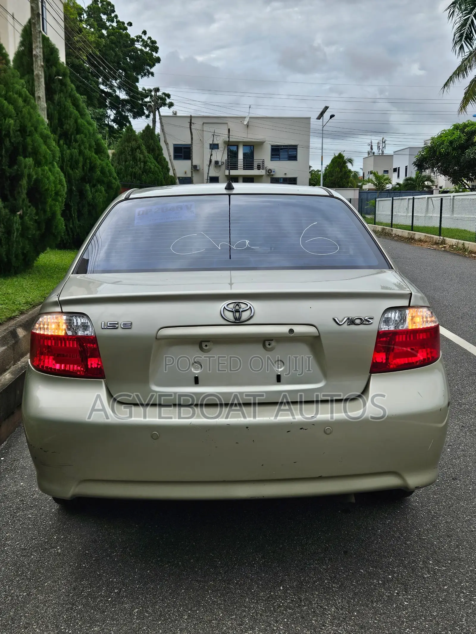 Toyota Vios 2010 Gold
