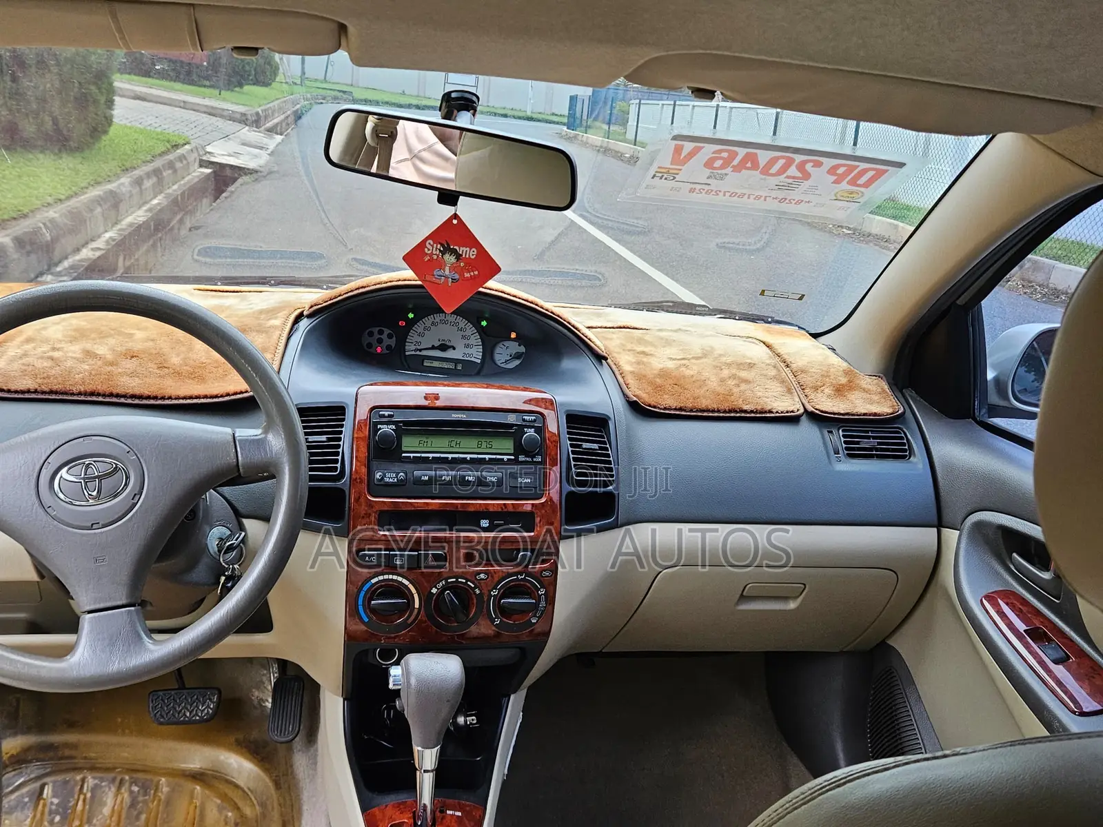 Toyota Vios 2010 Gold