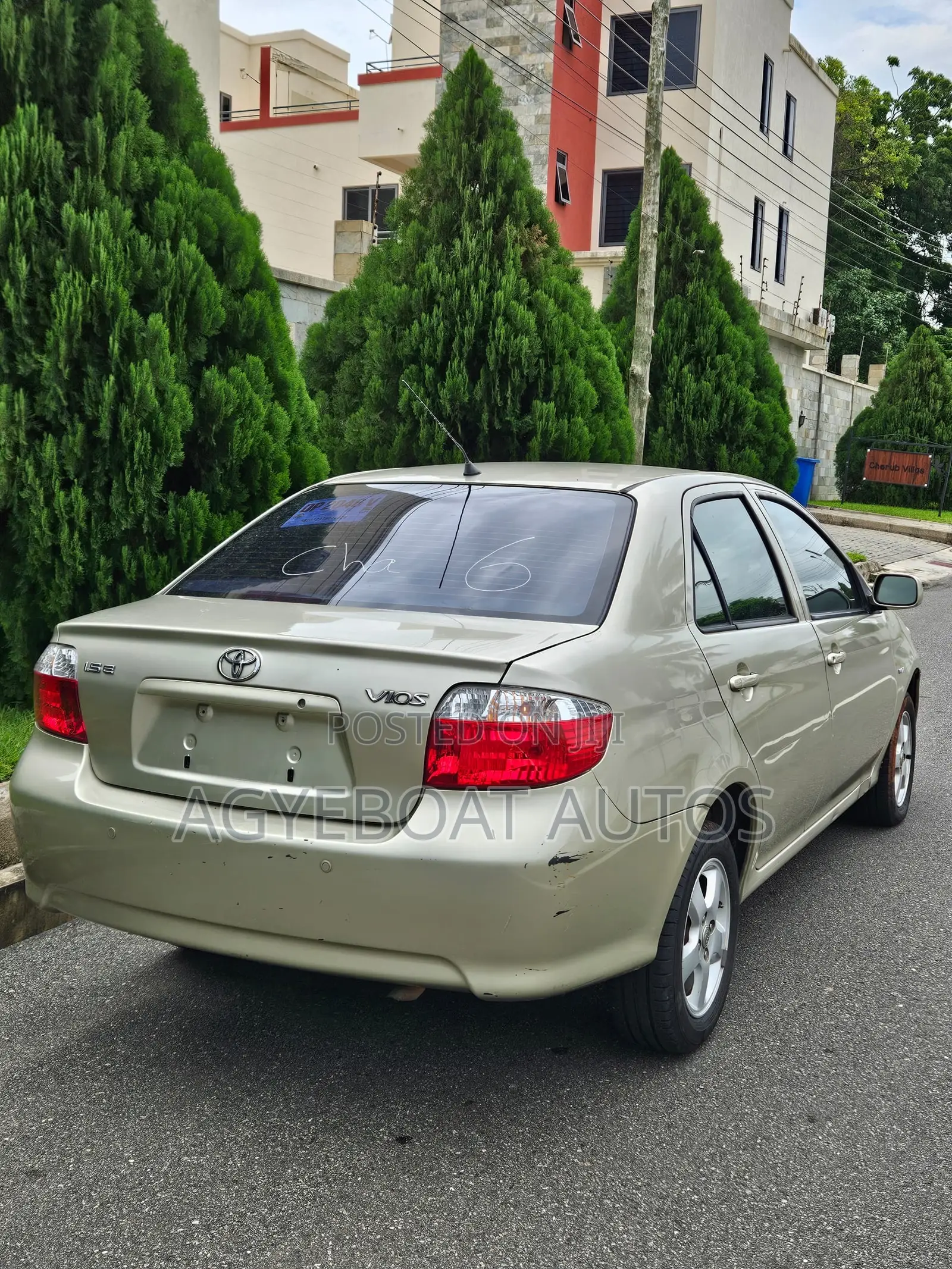 Toyota Vios 2010 Gold