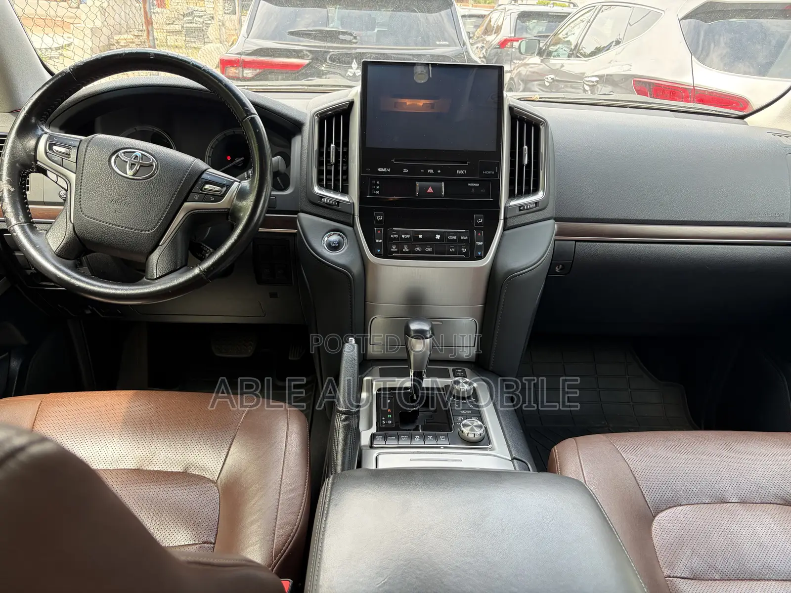 Toyota Land Cruiser 5.7 V8 VX-S 2021 Black