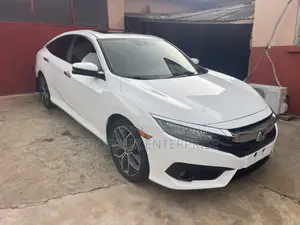 Honda Civic Sport Touring 4dr Hatchback (1.5L 4cyl) 2017 White