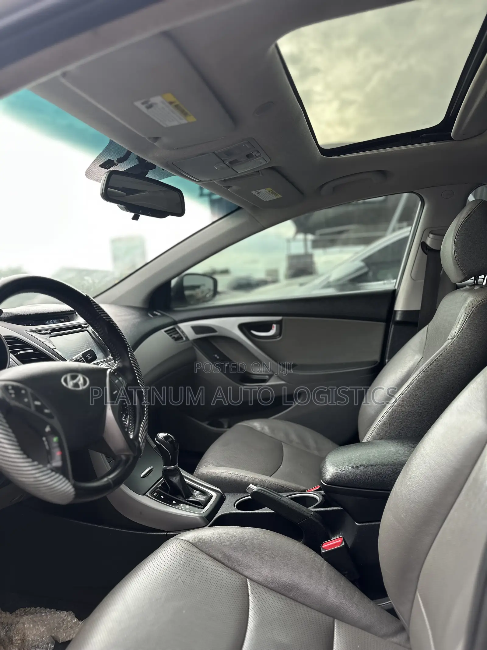 Hyundai Elantra Limited Sedan FWD (1.8L 4cyl 6A) 2016 Silver