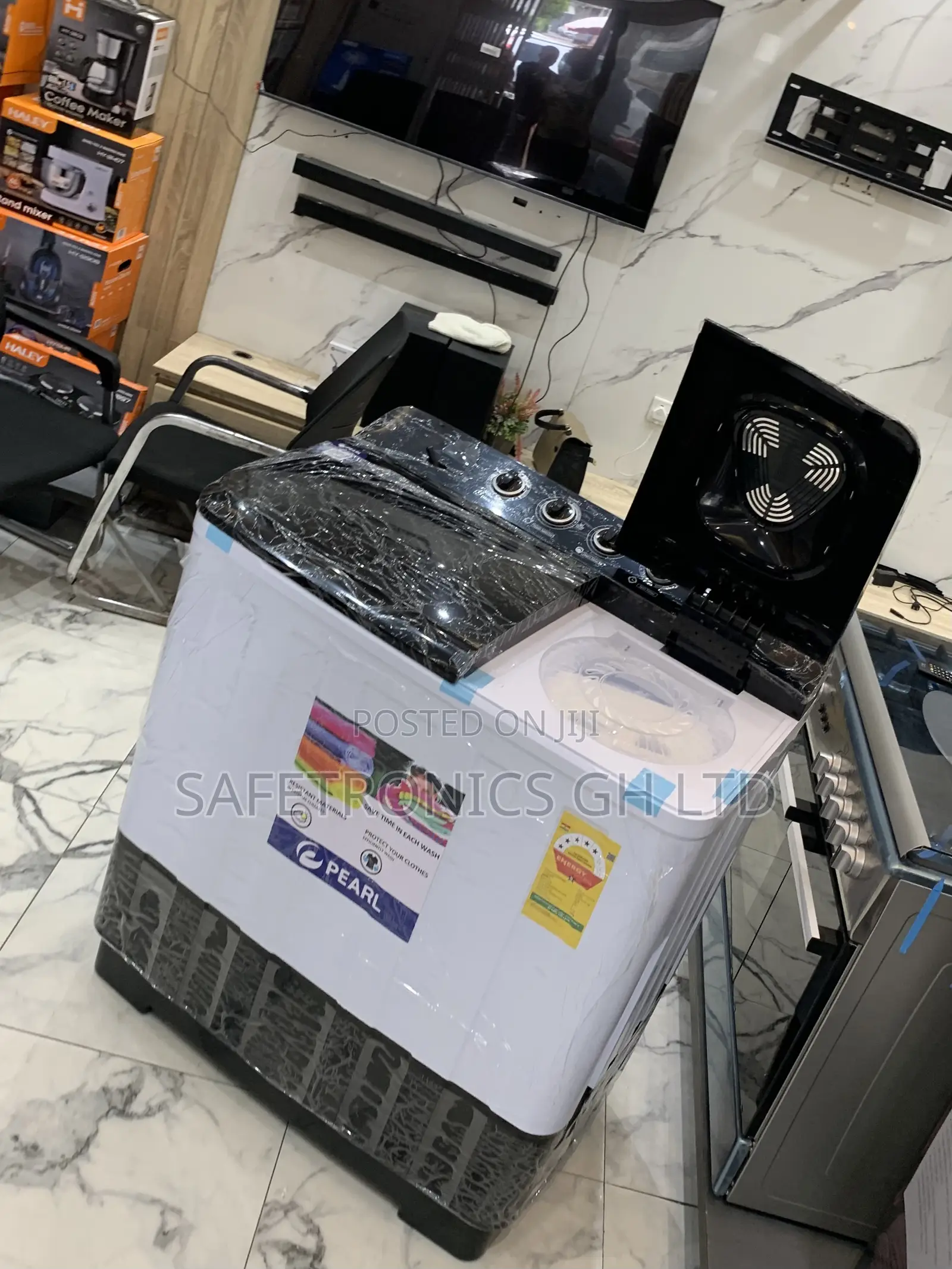 Secure White Pearl 18kg Top-Load Washing Machine Is a Heavy-Duty