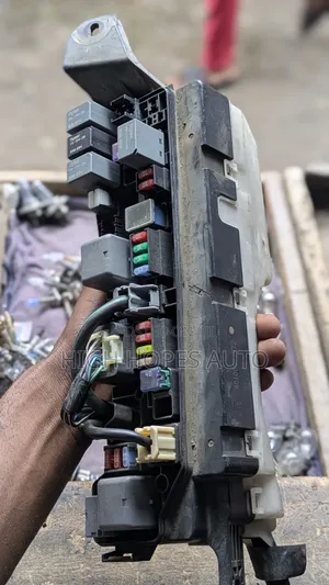 Corolla 2002-2007 Engine Fuse Board(10pins)