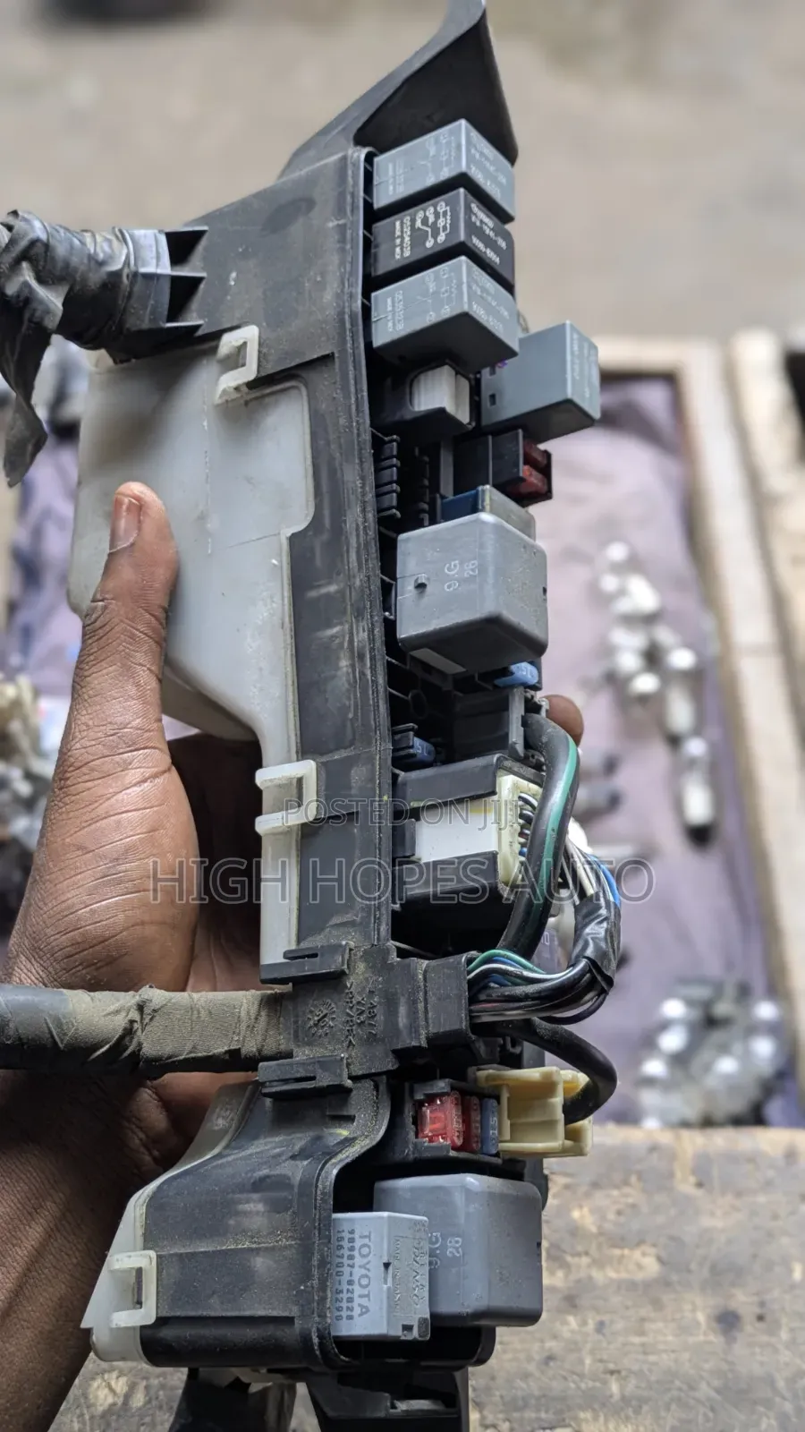 Corolla 2002-2007 Engine Fuse Board(10pins)