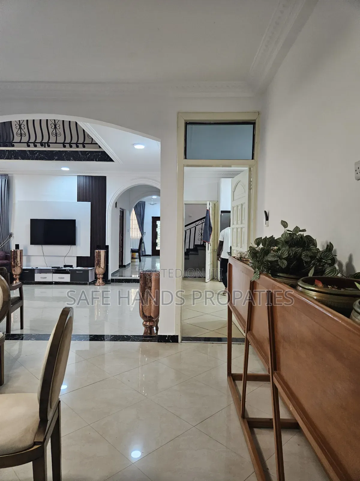 5bdrm House in Ntac, Accra Metropolitan for rent