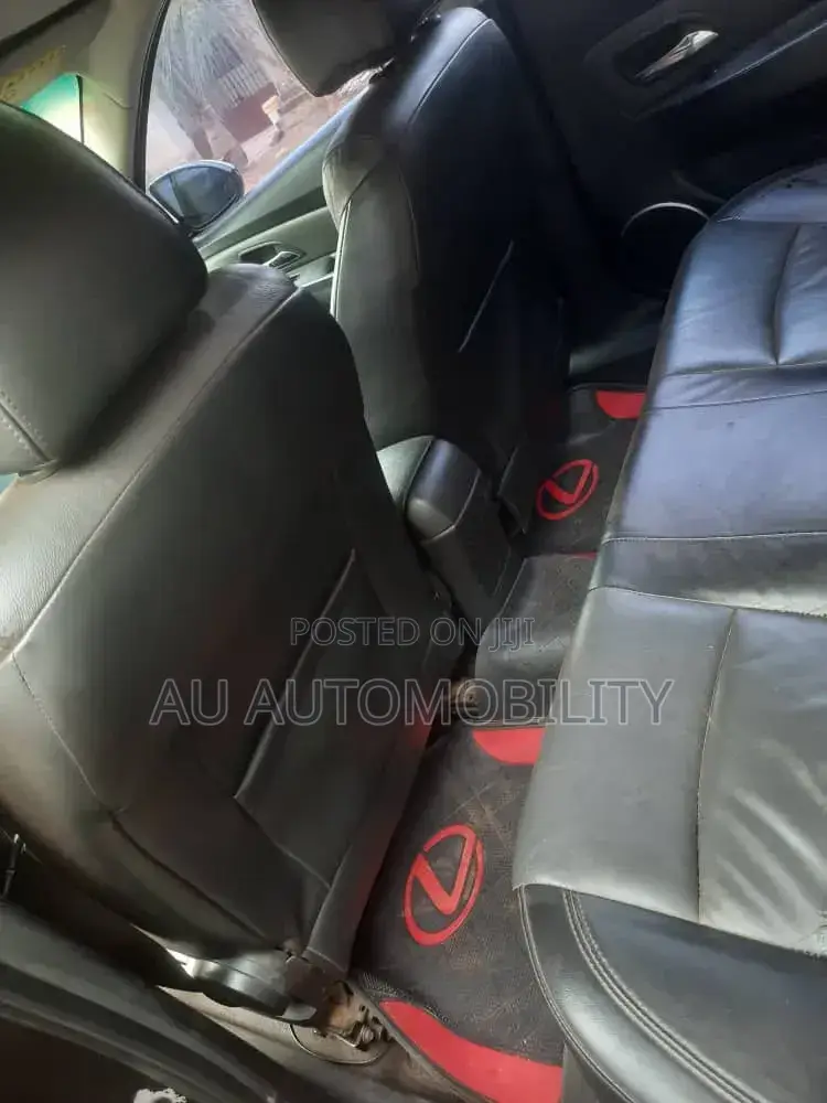 Chevrolet Cruze 2010 Black