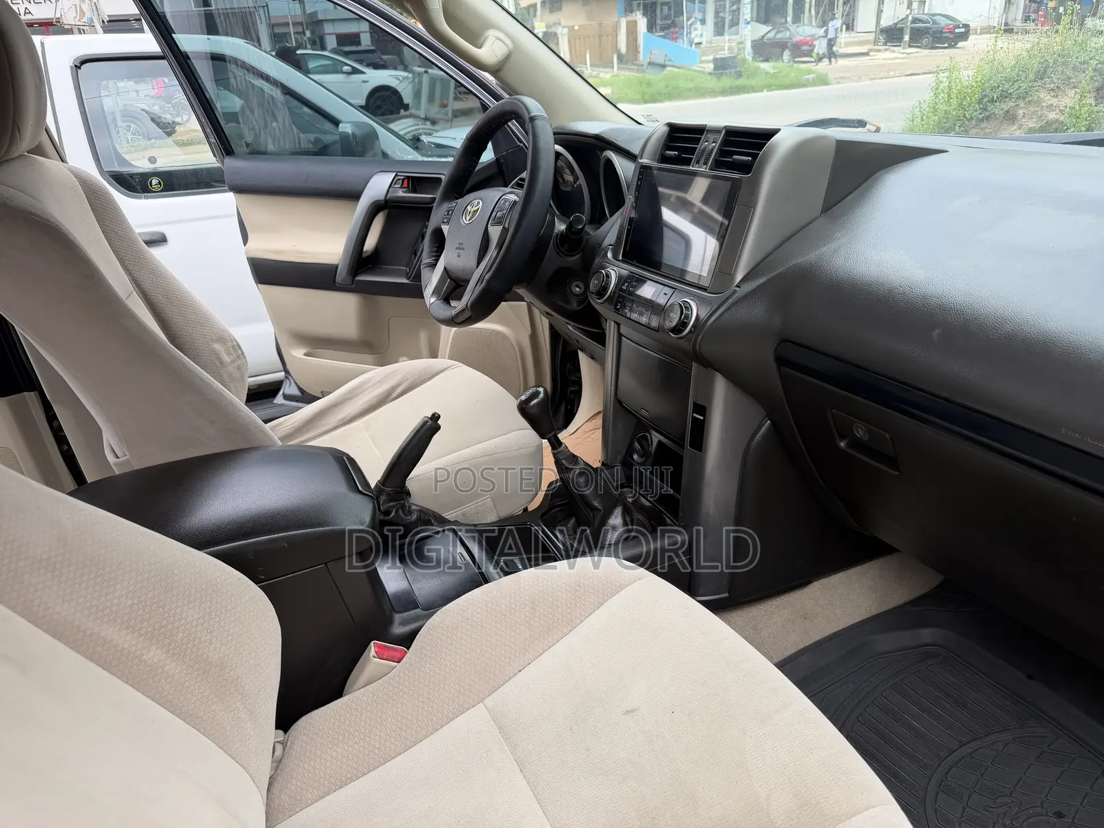 Toyota Land Cruiser Prado 2013 Black
