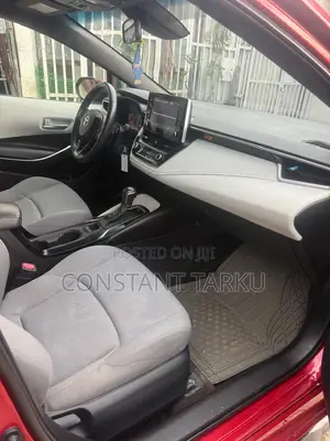 Toyota Corolla SE 2020 Red