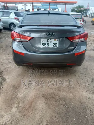 Hyundai Elantra 2013 Silver