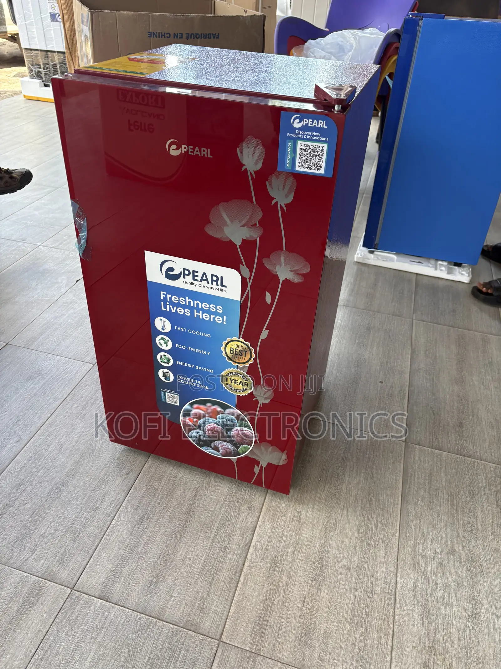 Durable Built Pearl 80liters Table Top Fridge Black