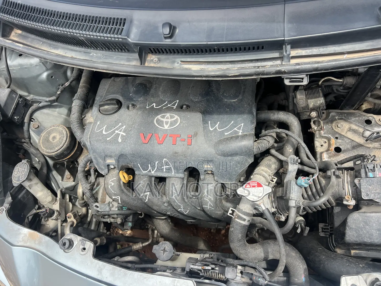 Toyota Yaris Base Hatchback 3dr 2010 Gray