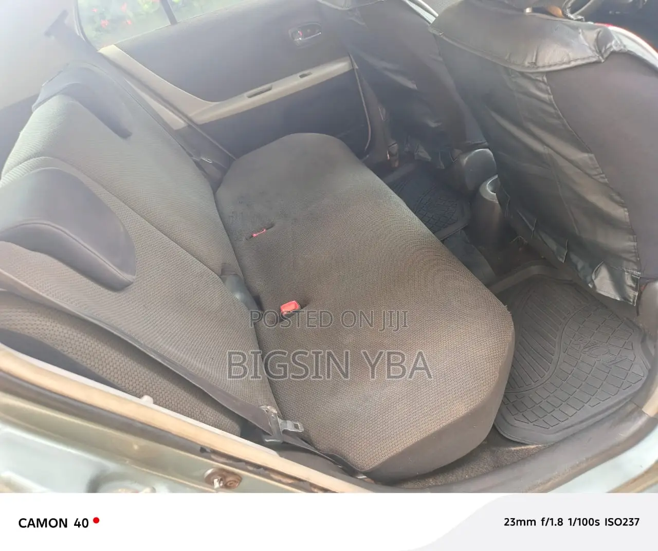 Toyota Vitz 1.3 AWD 3dr 2010 Gray