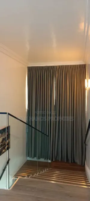 4bdrm House in Accra Metropolitan for sale