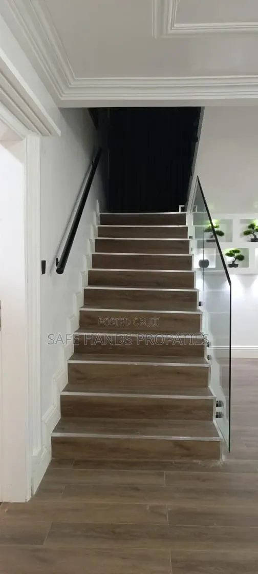 4bdrm House in Accra Metropolitan for sale
