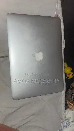 Laptop Apple MacBook Air 2015 8GB Intel Core i5 SSD 128GB