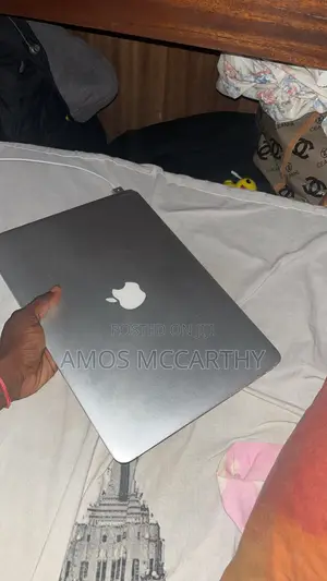 Laptop Apple MacBook Air 2015 8GB Intel Core i5 SSD 128GB