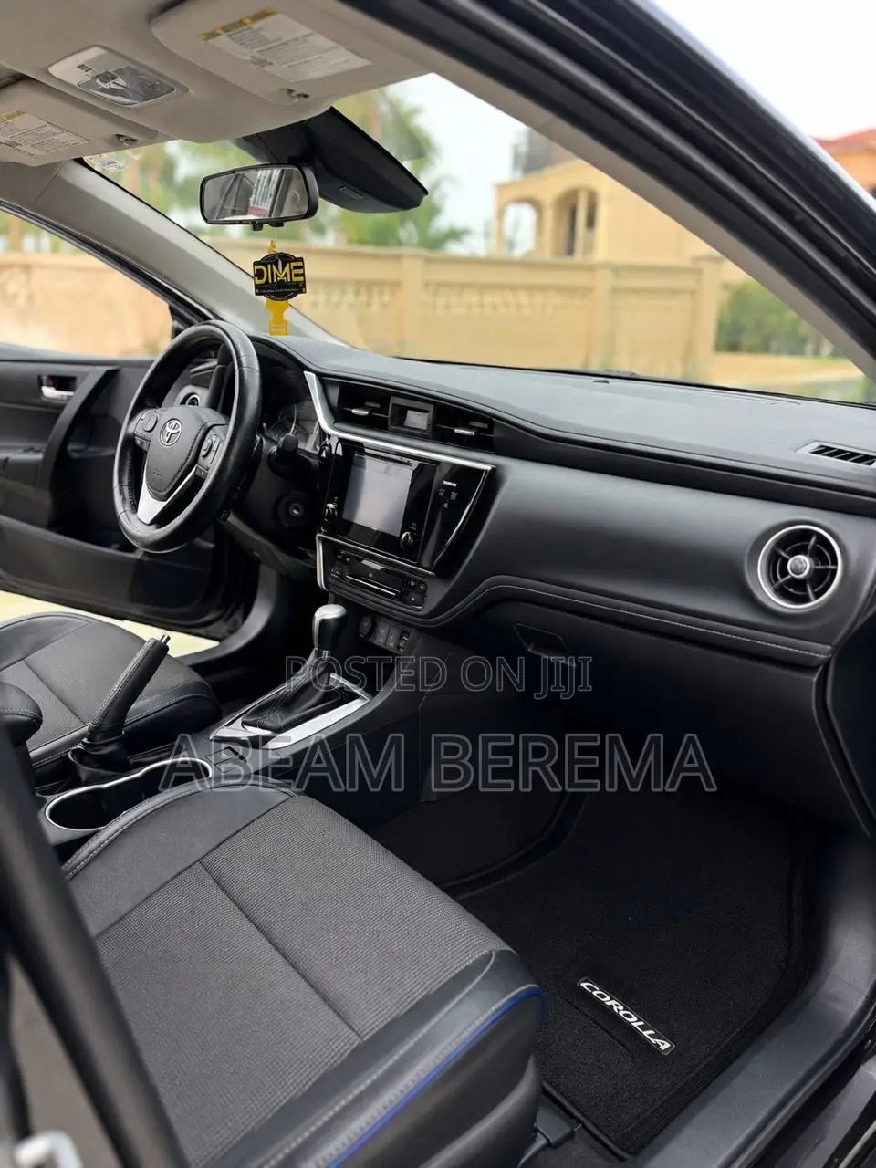 Toyota Corolla SE 4dr Sedan (1.8L 4cyl CVT) 2017 Black