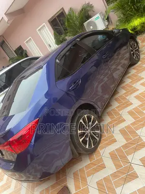 Toyota Corolla SE Special Edition 4dr Sedan (1.8L 4cyl CVT) 2017 Blue