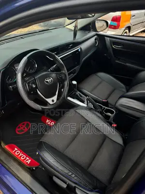 Toyota Corolla SE Special Edition 4dr Sedan (1.8L 4cyl CVT) 2017 Blue