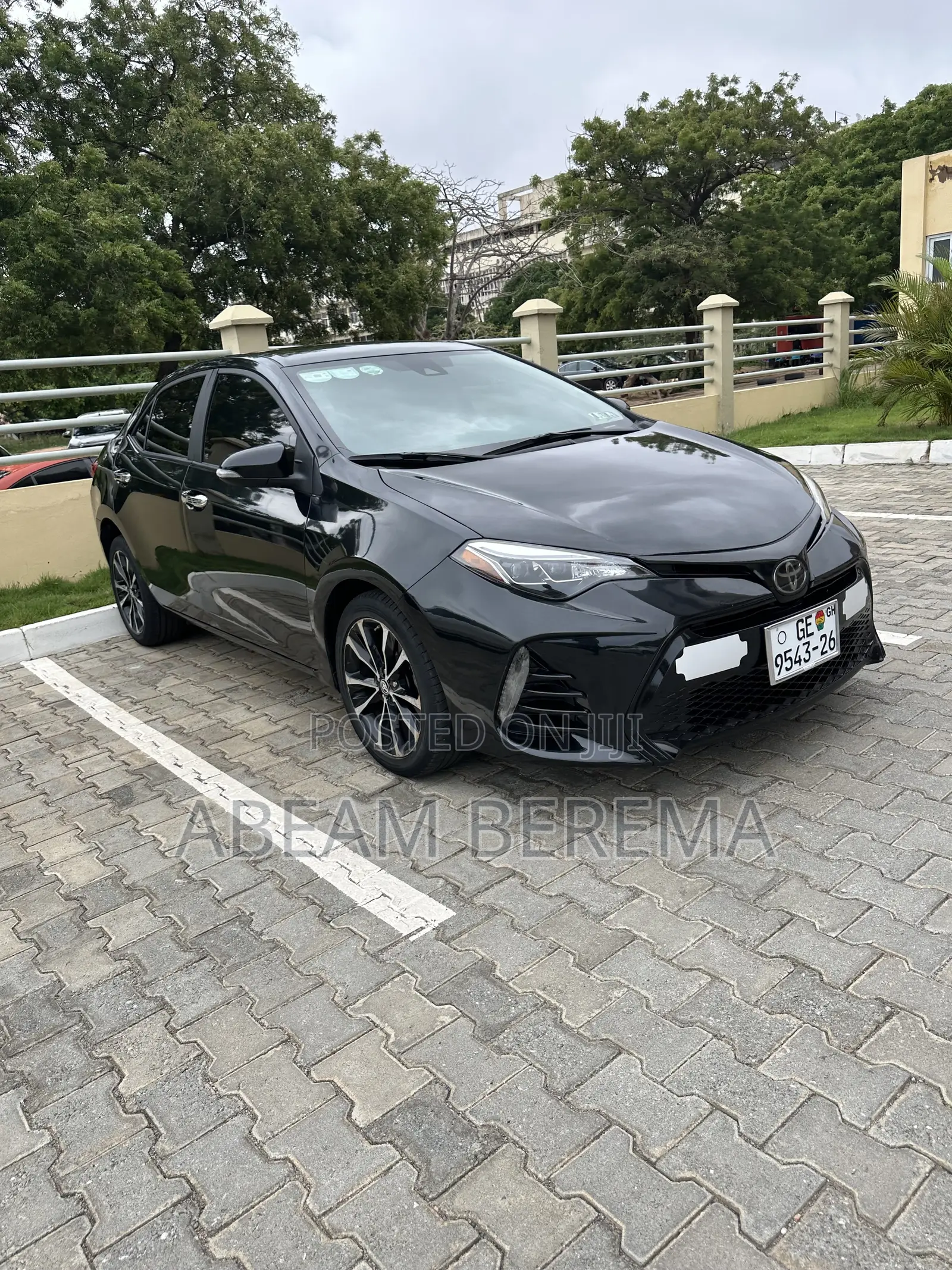Toyota Corolla SE 4dr Sedan (1.8L 4cyl CVT) 2017 Black