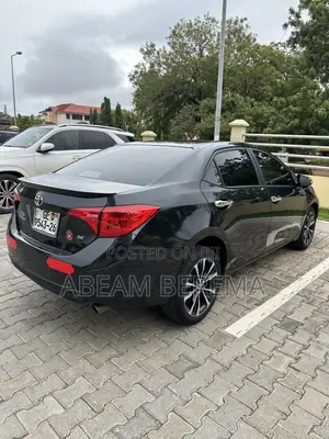 Toyota Corolla SE 4dr Sedan (1.8L 4cyl CVT) 2017 Black