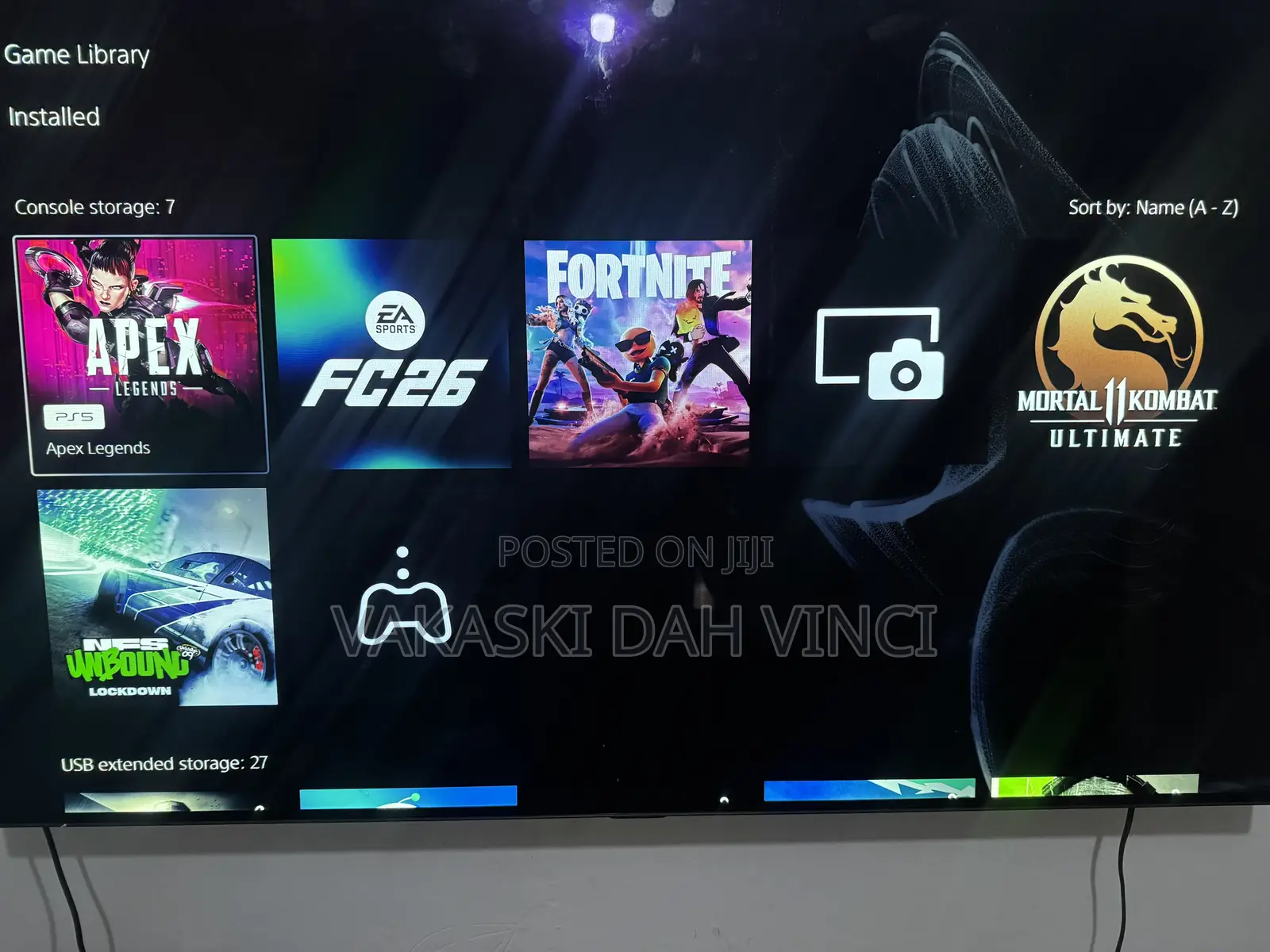 Selling Standard Ps5 With 5 Online Games And 1 Controller.