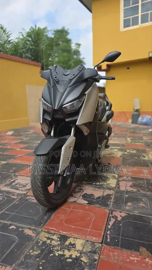 Yamaha 2021 Gray