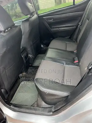 Toyota Corolla S 4dr Sedan (1.8L 4cyl CVT) 2014 Silver