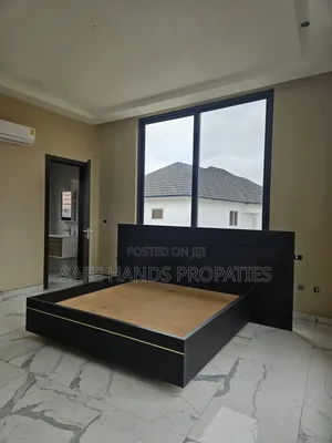 4bdrm House in Accra Metropolitan for sale