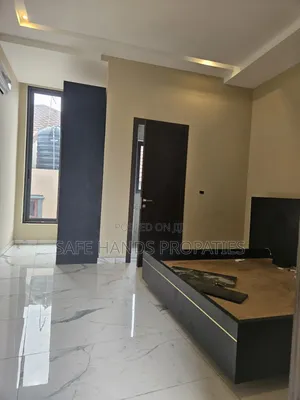 4bdrm House in Accra Metropolitan for sale