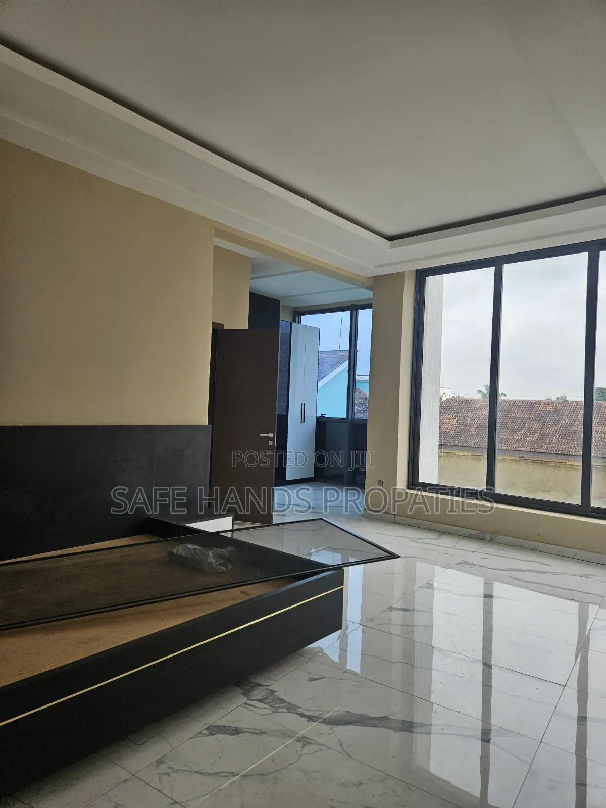 4bdrm House in Accra Metropolitan for sale