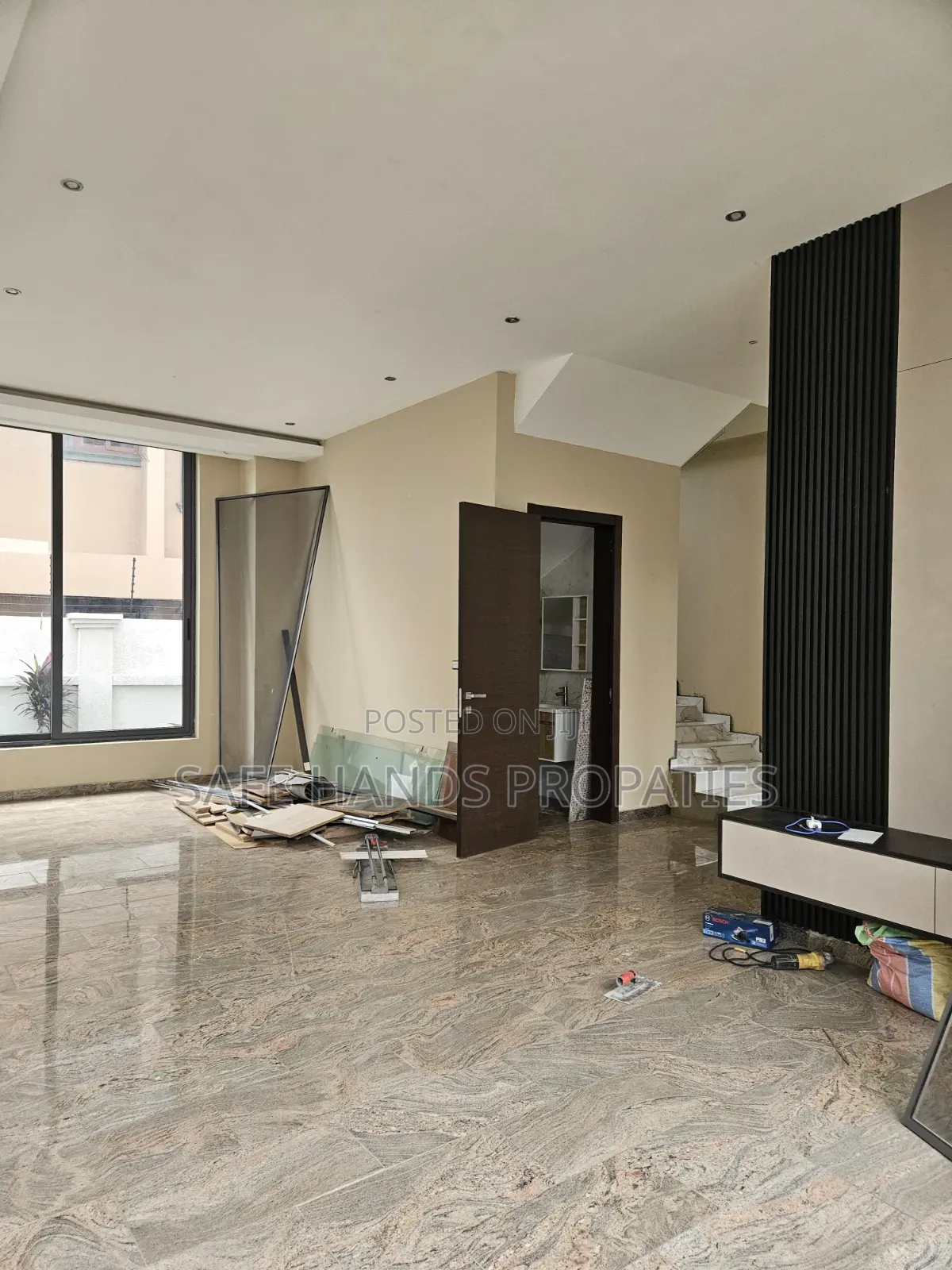 4bdrm House in Accra Metropolitan for sale