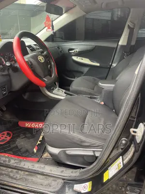 Toyota Corolla 2013 Black