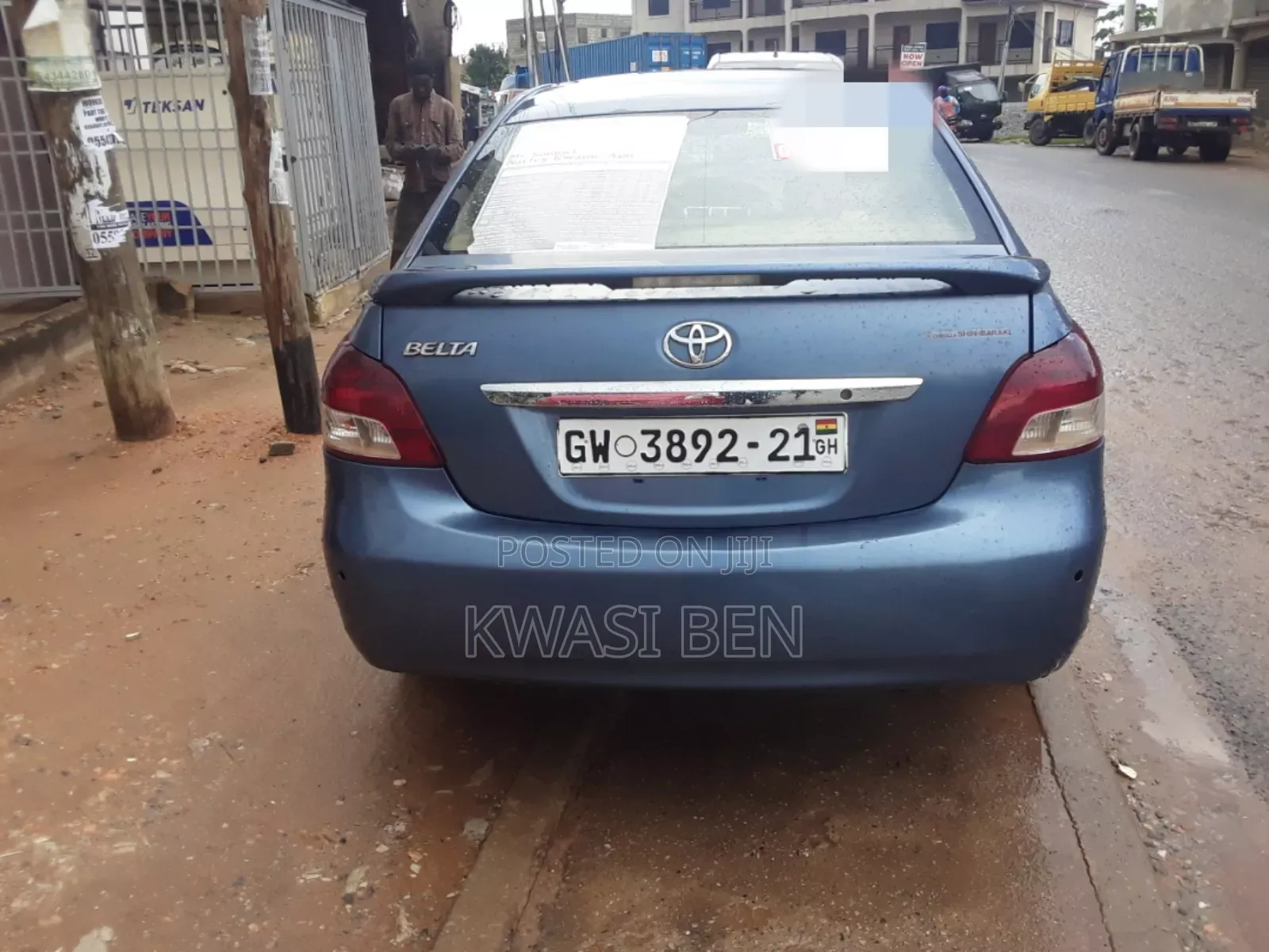 Toyota Belta 2010 Blue