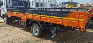 Hyundai 5 Ton Small Head Light 8 Hoels