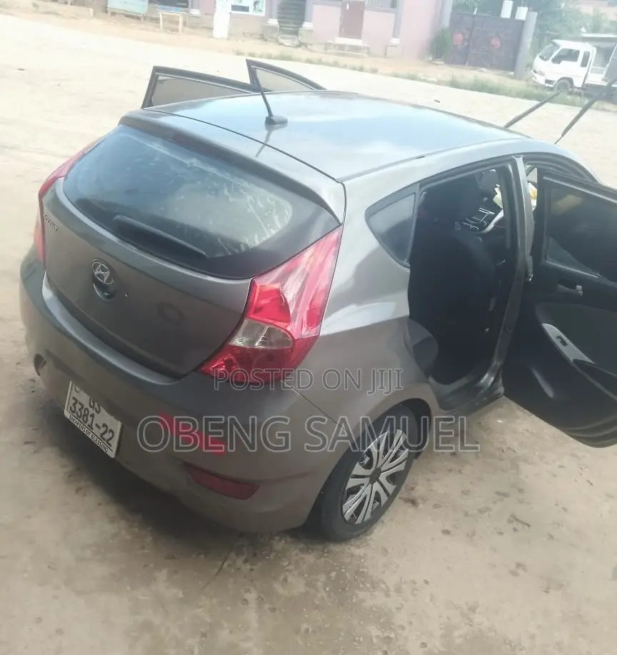Hyundai Accent 2012 Gray